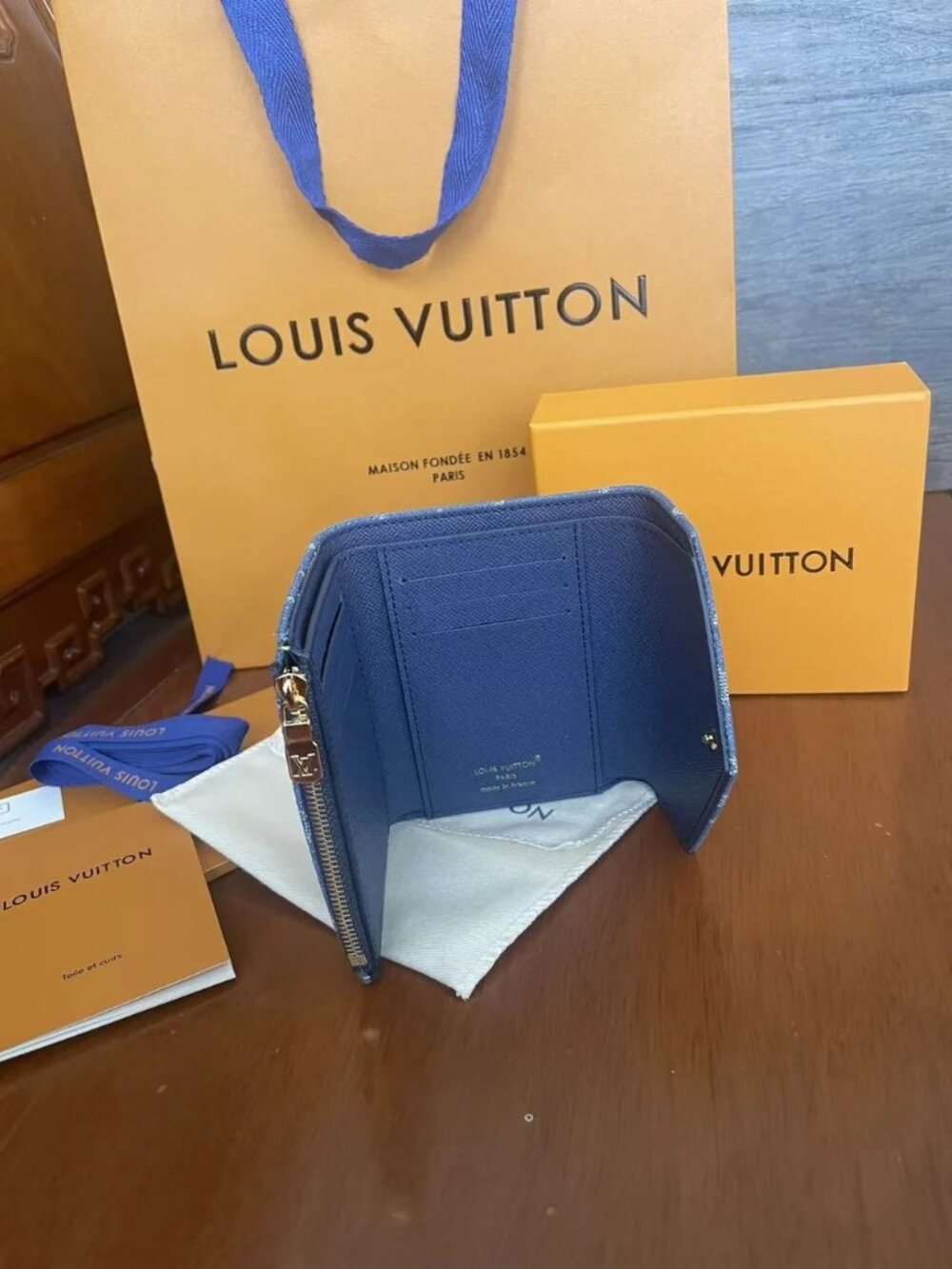 Louis Vuitton Blue Monogram Denim Envelope Snap Card Holder Wallet - Picture 2 of 6